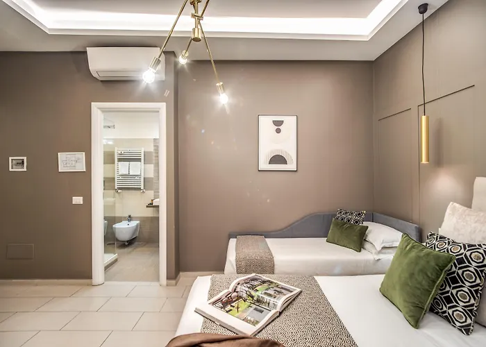 Borgognona 4* Roma